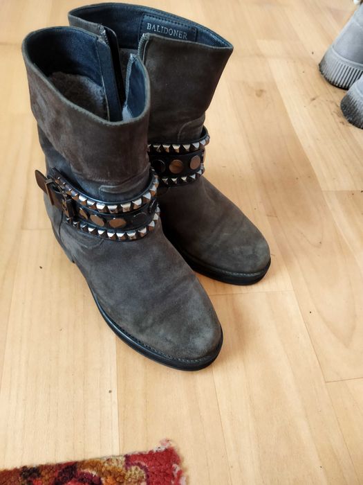 Продам кожаную обувь