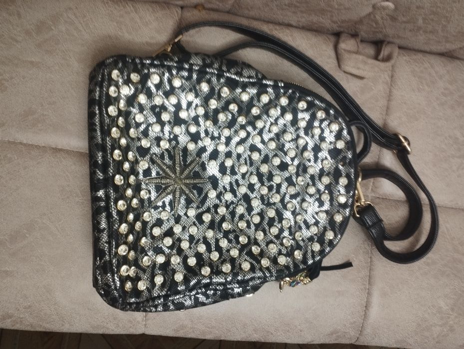 Продается женский рюкзак