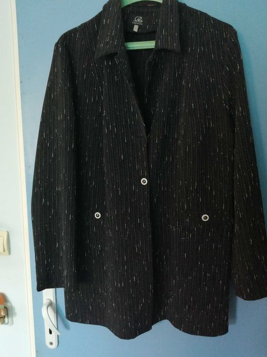 Дамски костюм с панталон