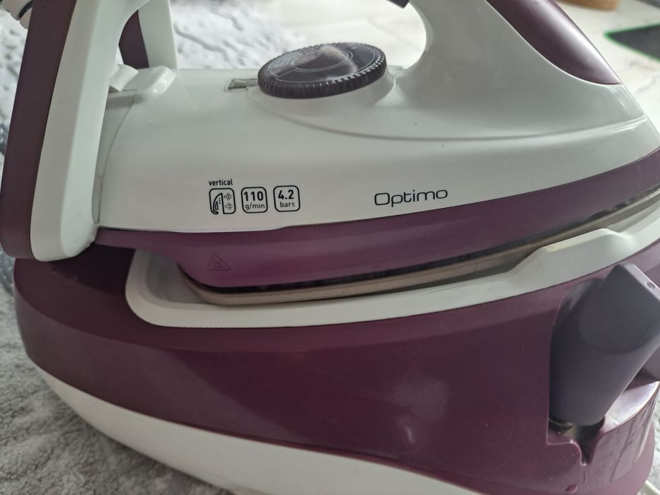 Statie de calcat Tefal