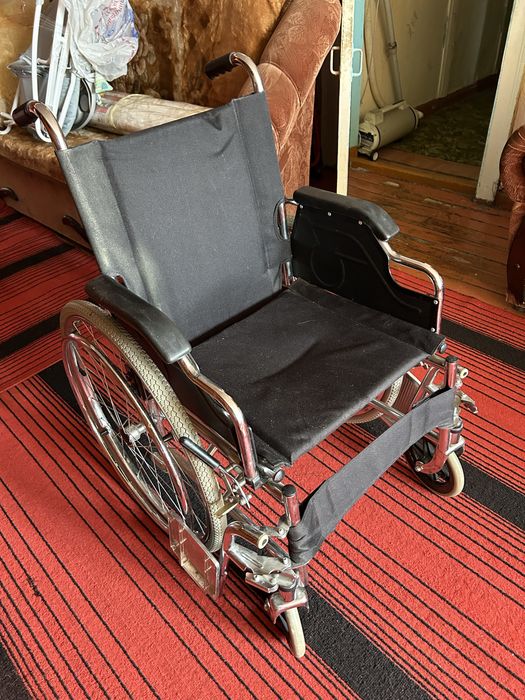 Инвалидная коляска,