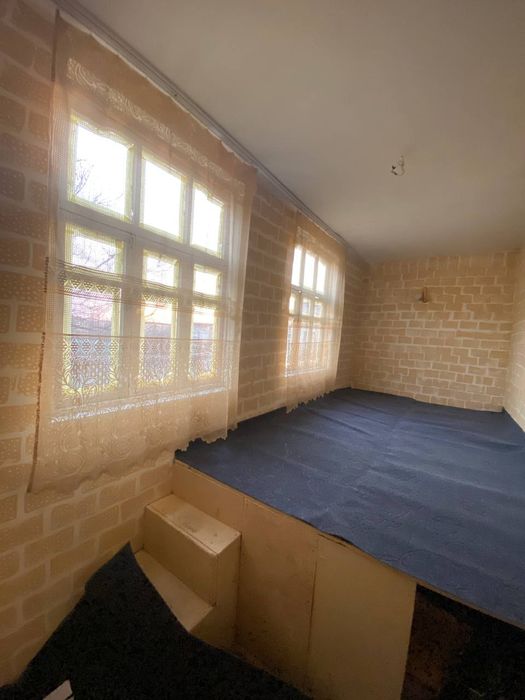 1 xonali uy sotiladi