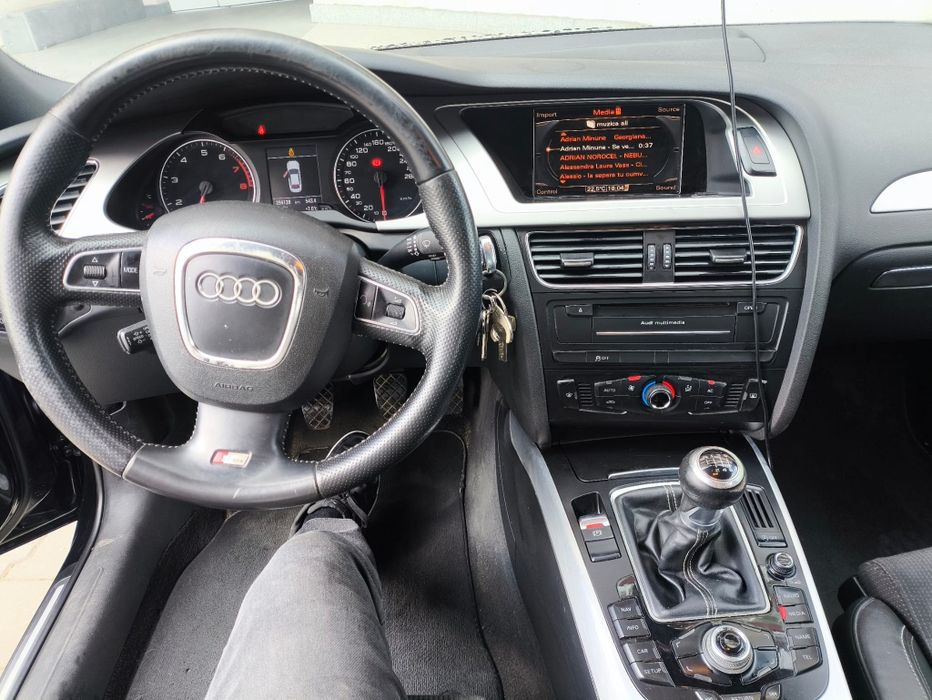 Audi A4 b8 2.0 tfsi sline 2011