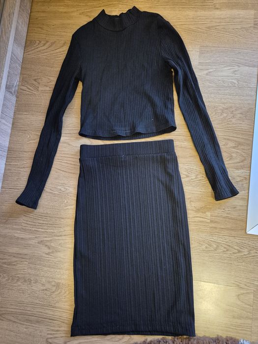 Set compleu fusta si bluza marimea S