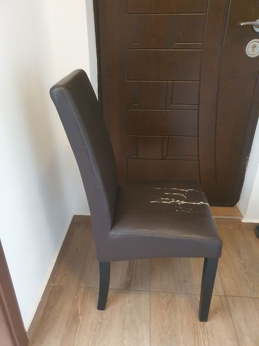 Scaun IKEA marou inchis Inaltime 94.5cm Latime 45cm