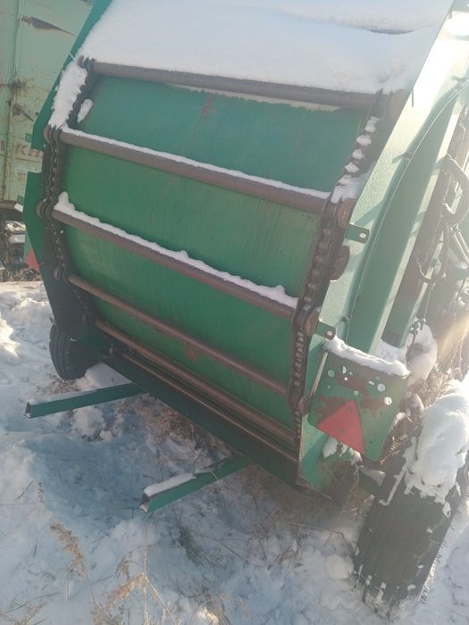 Продам пресс145 трактор