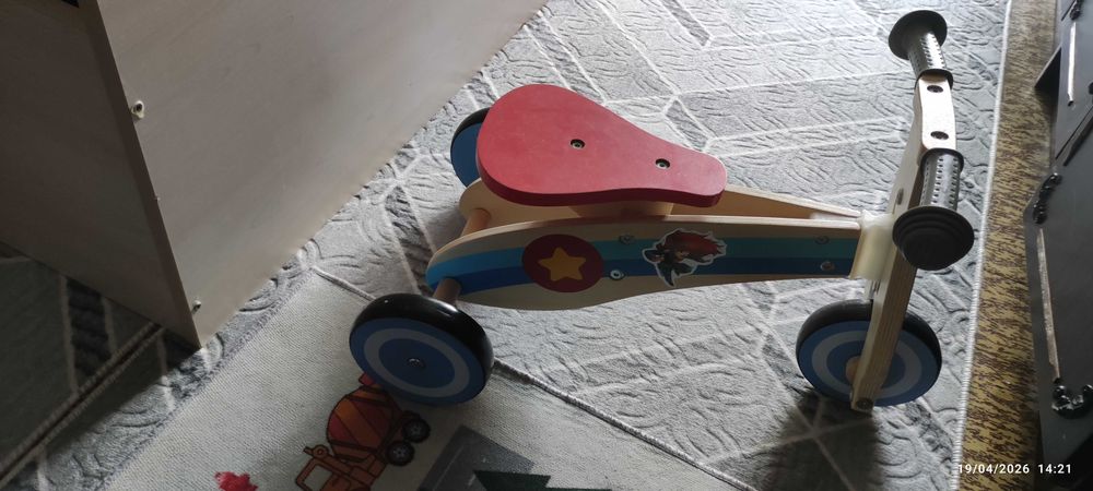 Дървено колело триколка за 1 годишна възраст