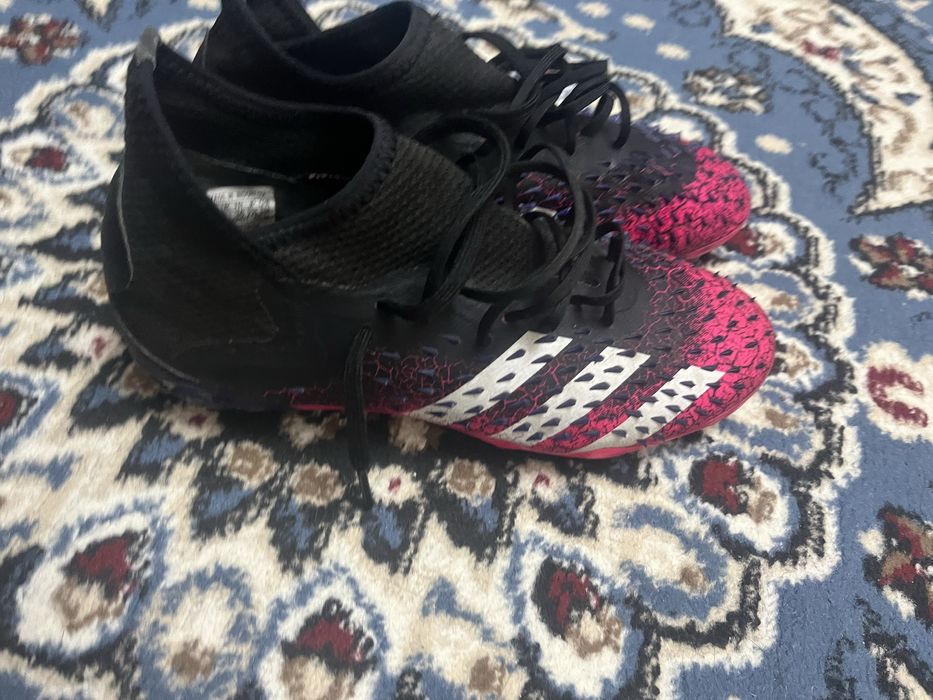 Adidas predator