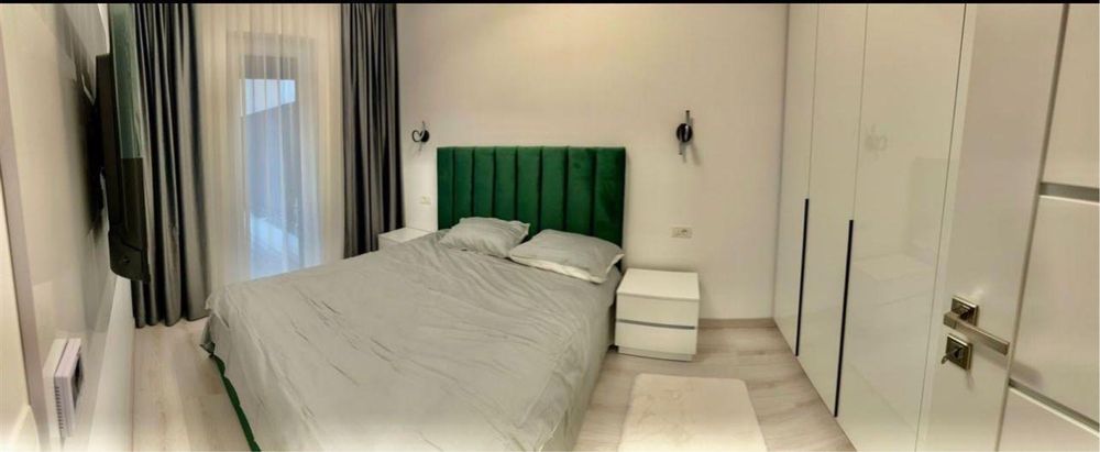 Vand apartament cu 2 camere in complexul rezidential Adora Park
