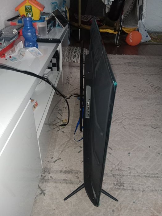 телевизор 50" (Android)