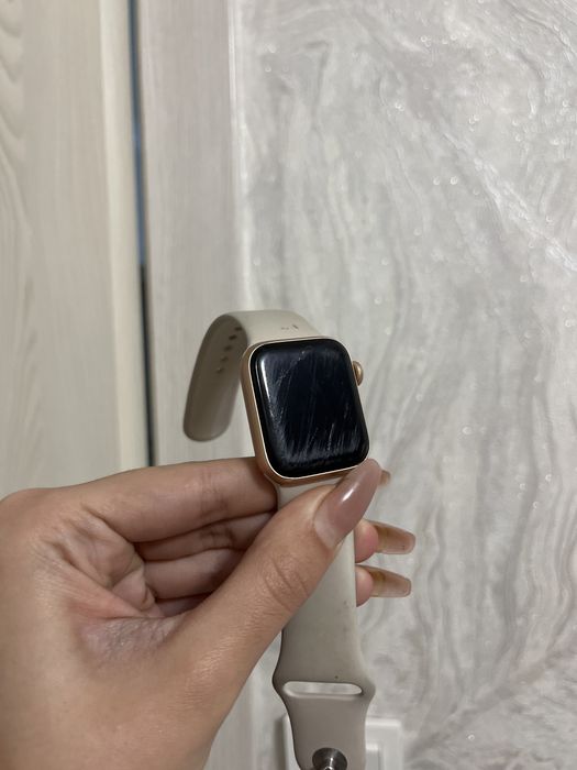Apple watch SE 1 поколения