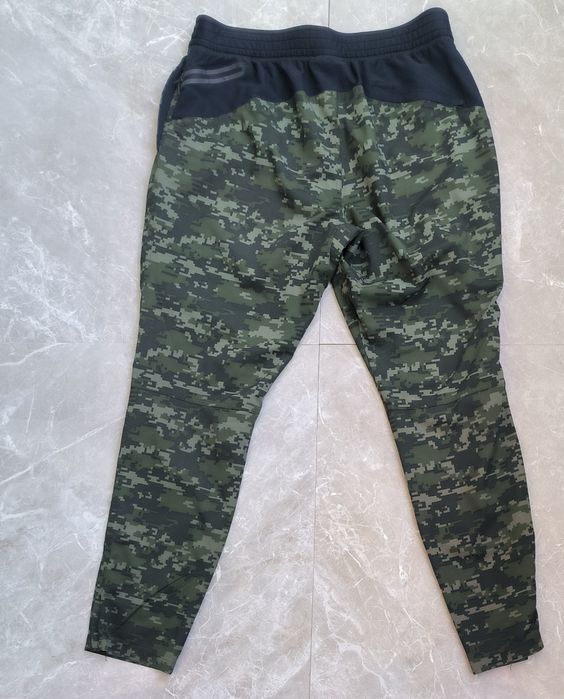Under Armour камуфлаж долнище XL размер