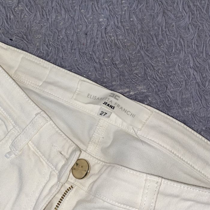 Летние белые джинсы