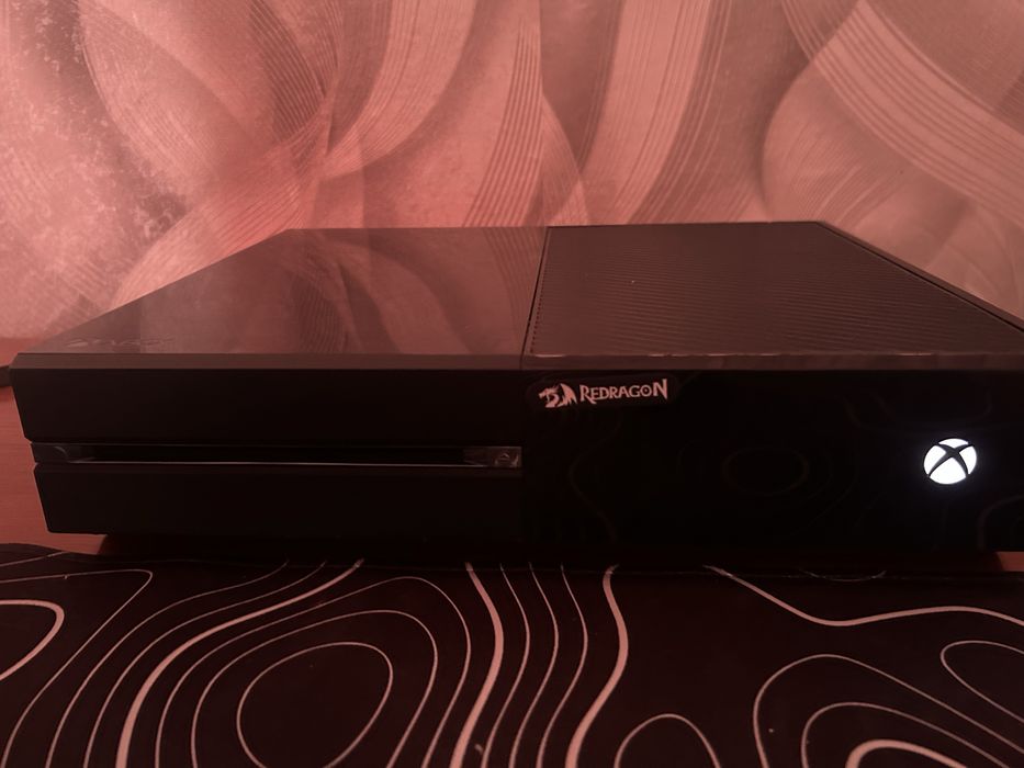 Продам Xbox One