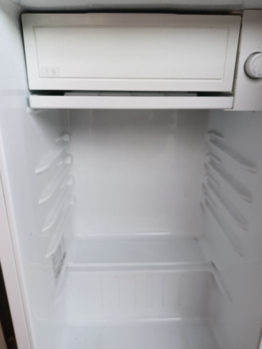 Холодильник новый маленький