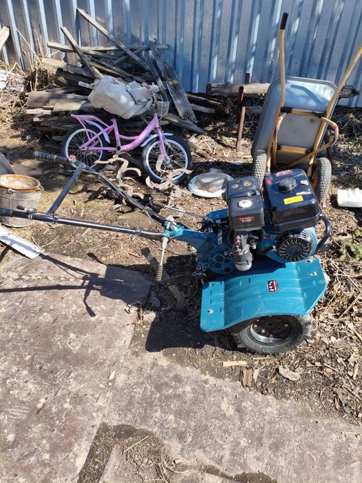 Продам культиватор