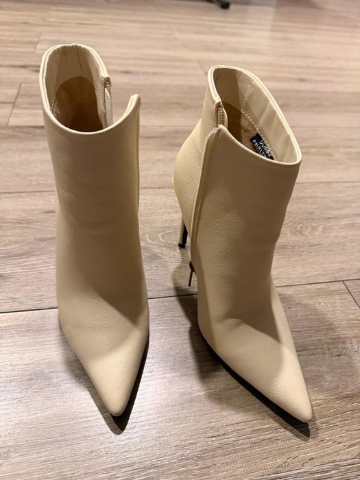 Продам новые ботильоны женские, цвет айвори, демисезон