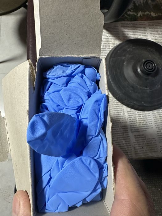 Латекс перчатки нитриловые .