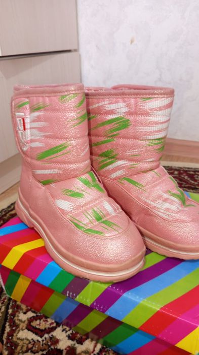 Продаю сапоги символ.цена