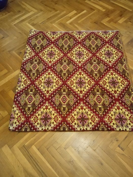 Покривка за спалня  /тънък килим/