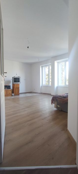 Продава се Двустаен апартамент в Бургас, Възраждане - 75 кв.м за 3334 €/кв.м - Снимка #7