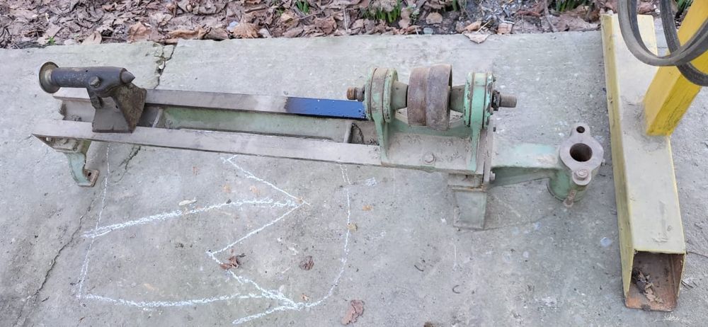 Токарный  станок