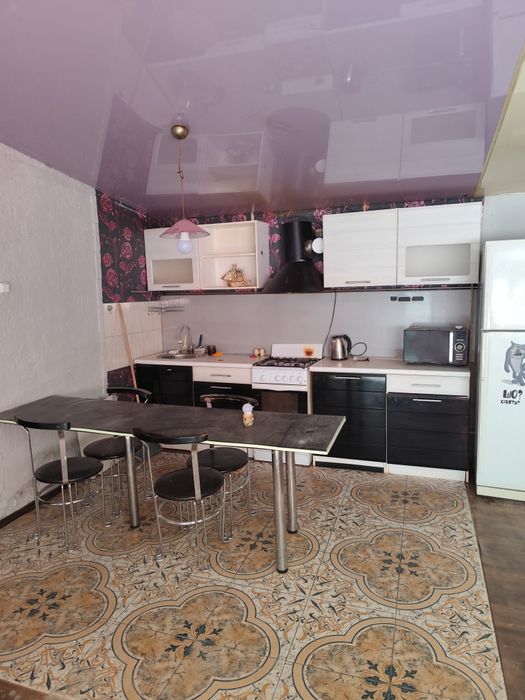 Здам часть дома ,вход отдельный