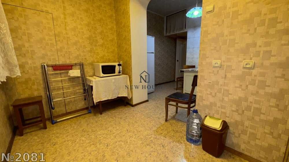 3/2/4 Ц-7 Цум метро Космонавтов