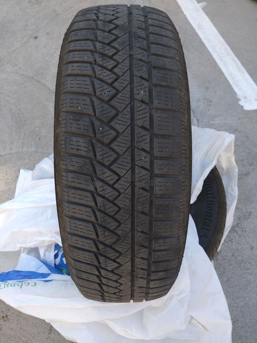 Продавам Четири  Зимни гуми