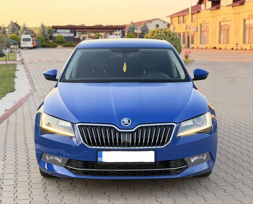 SKODA Superb 2019 — imagine 2