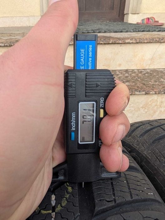 2 cauciucuri anvelope iarna Pirelli Sottozero 3 RFT 225 45 R19 98v