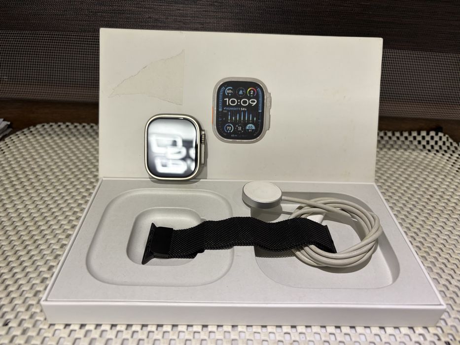 Apple Watch Ultra 2, Natural Titanium 49mm, Baterry Health 100%, GPS + Cellular, Ca Nou La Cutie, Curea Milanese Loop