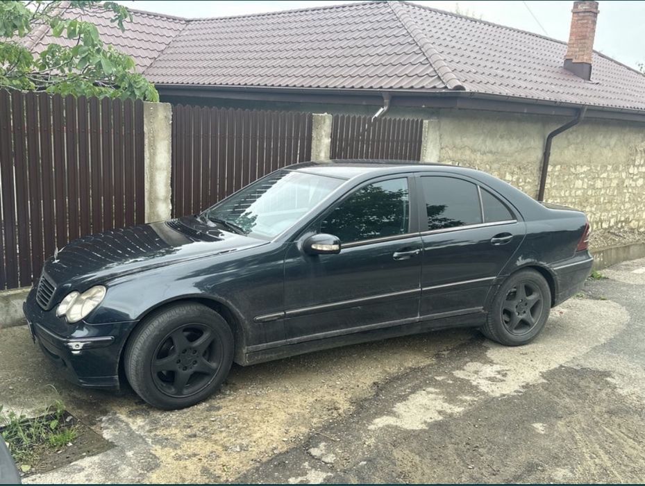 Mercedes C220/ W203/ C class