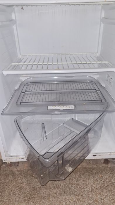 Frigider Arctic AD306+ folosit 2 ani