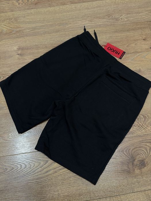 Новые шорты HUGO BOSS