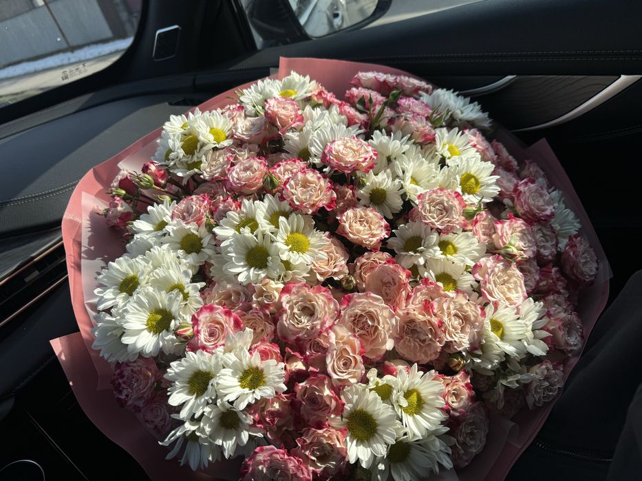 цветы свежие )))