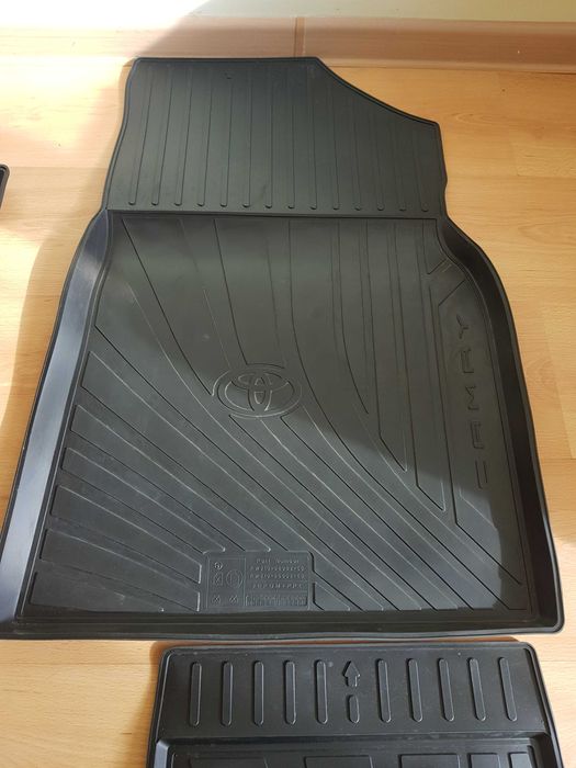 Продам оригинальные коврики Камри 70, 75, 80