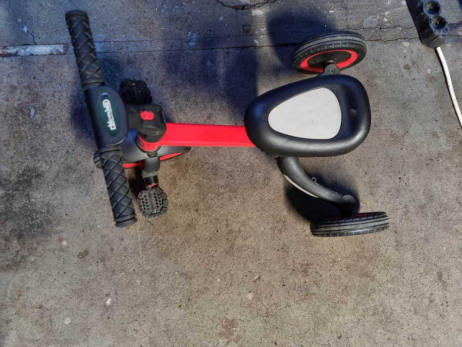 Триколка 2 в 1 Chipolino-смарти червено-черна