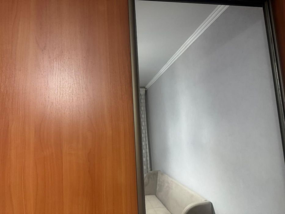 Продам шкаф купе цвет орех