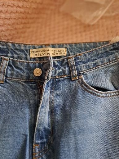 Продам джинсы в хорошем состоянии