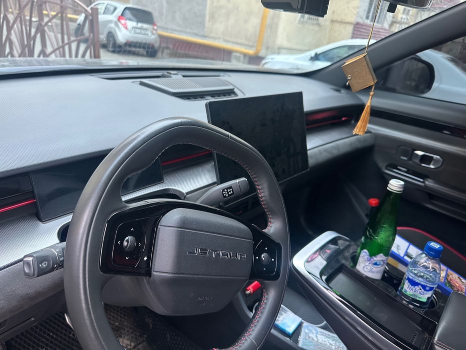 Jetour Dashing 1.6 holati ideal  narxi 24.000$ kelishiladi