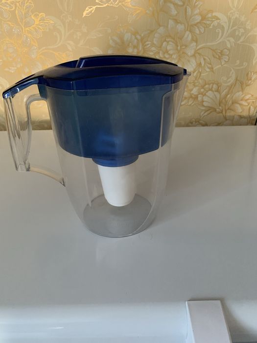 Продам  фильтр для воды Аквафор (кувшин)