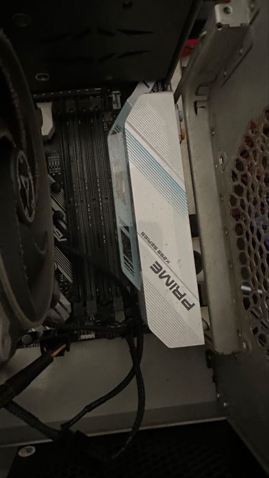 Vand unitate gaming Asus, i9 7900x plus monitor HP de 32'