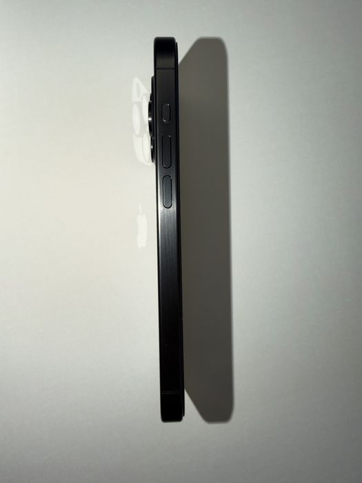 iPhone 15 Pro – 128GB | Black Titanium