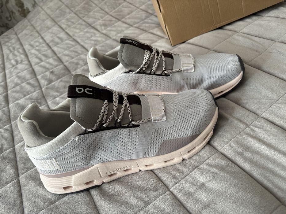 Женские кроссовки QU  cloudtech