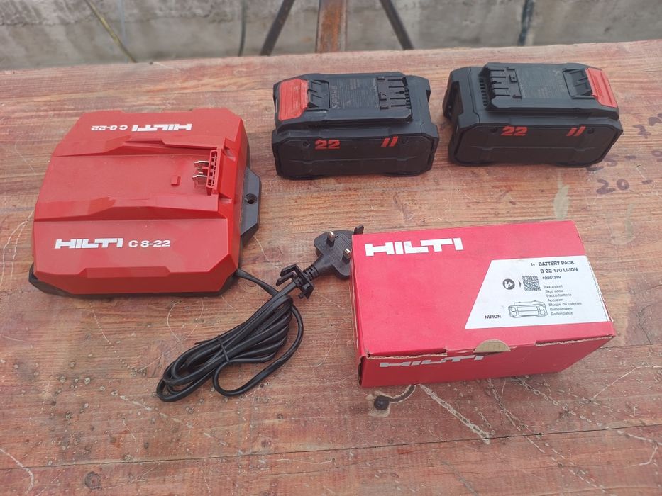 Set Hilti 22V 2 acumulatori de 7,9Ah și încâtator 22V
