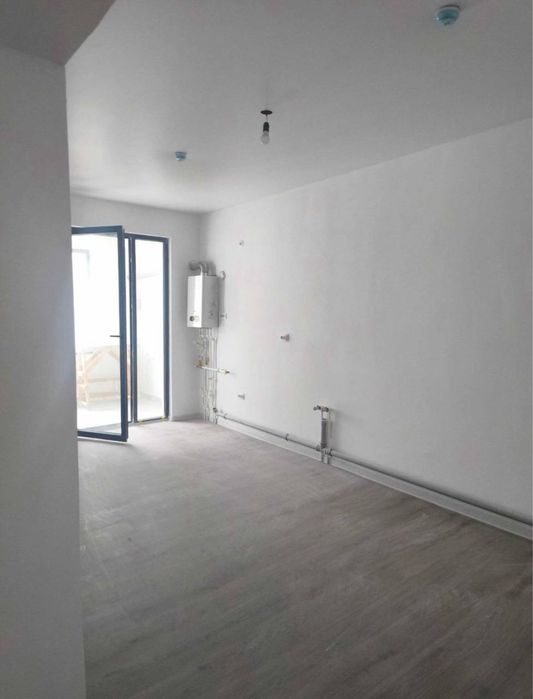 Срочна продается Квартира Ассалом Жомий