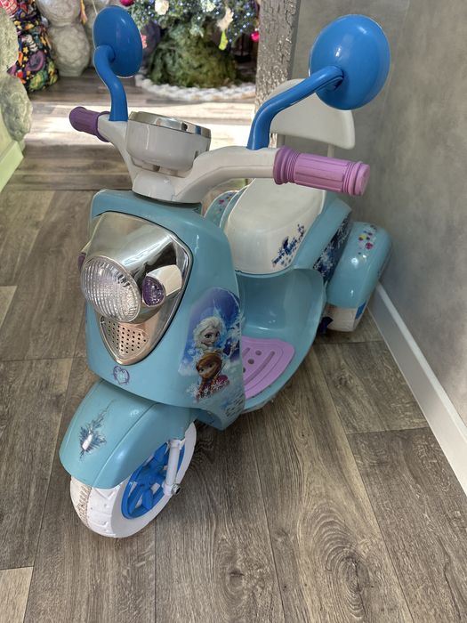 Детский мопед для девочки