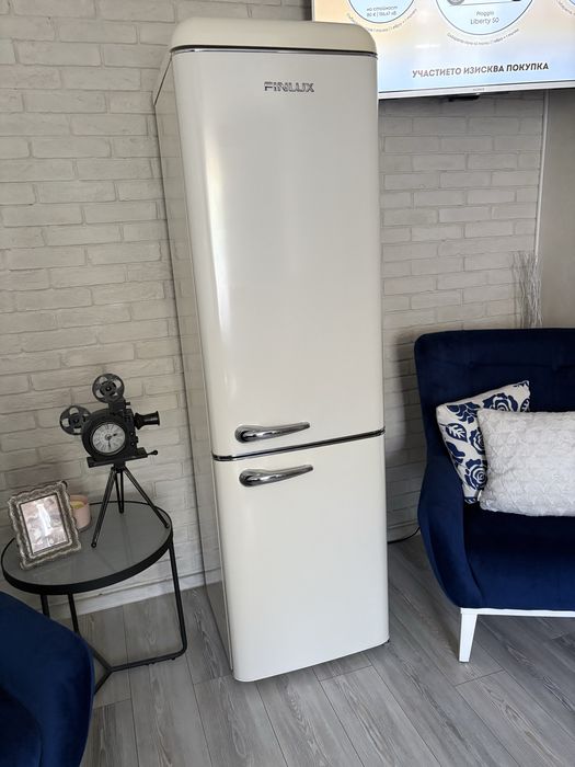 хладилник с фризер Финлукс
