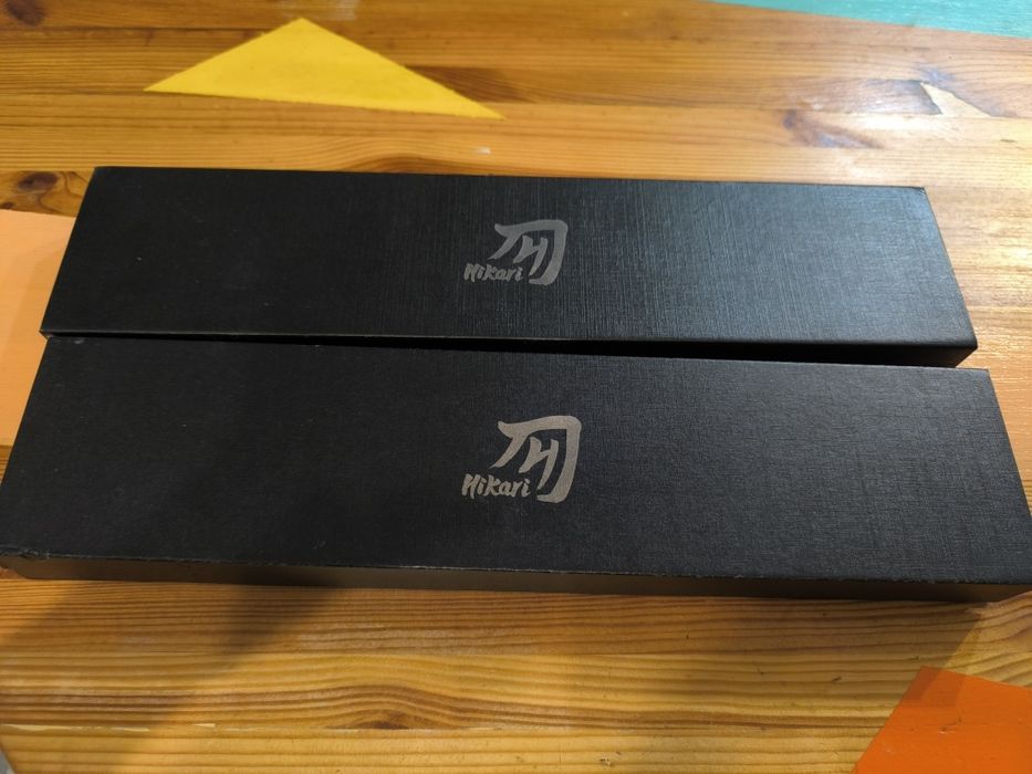 Chef knife (Gyuto) si Utility knife (pairing knife) frima Hikari